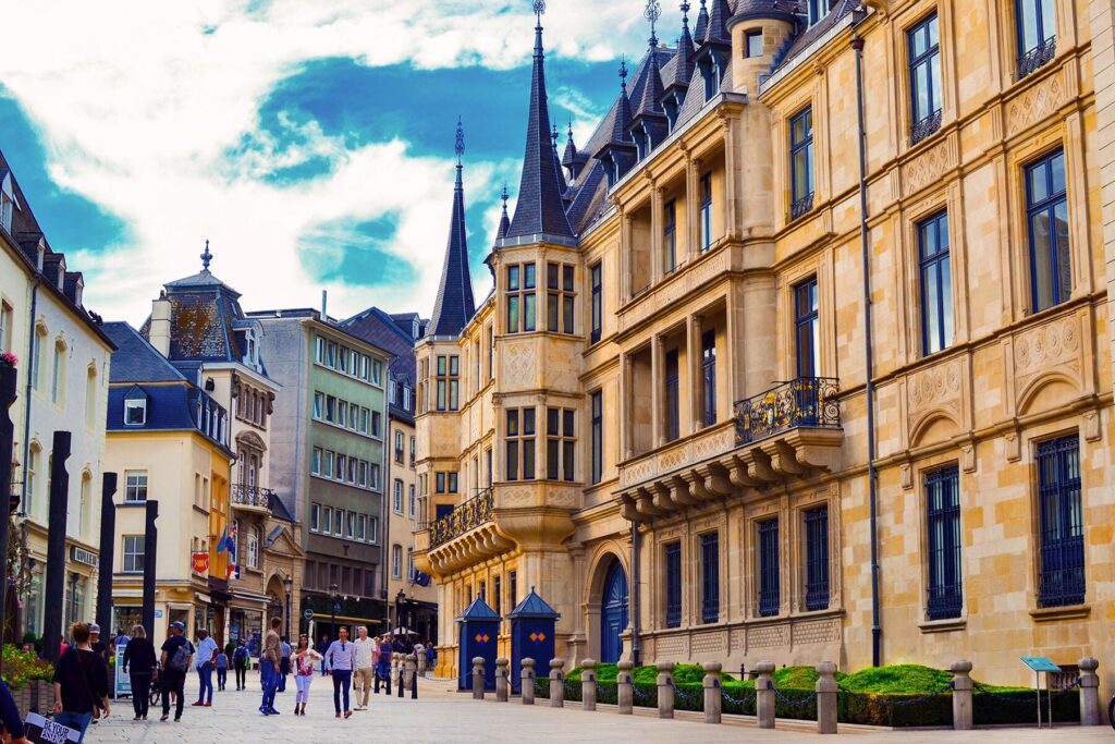 Top 10 Must-Visit Places in Luxembourg